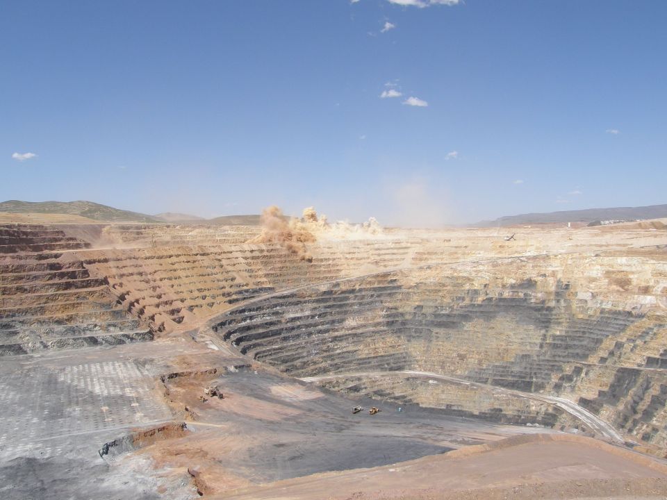 Goldtagebau in Nevada (USA)